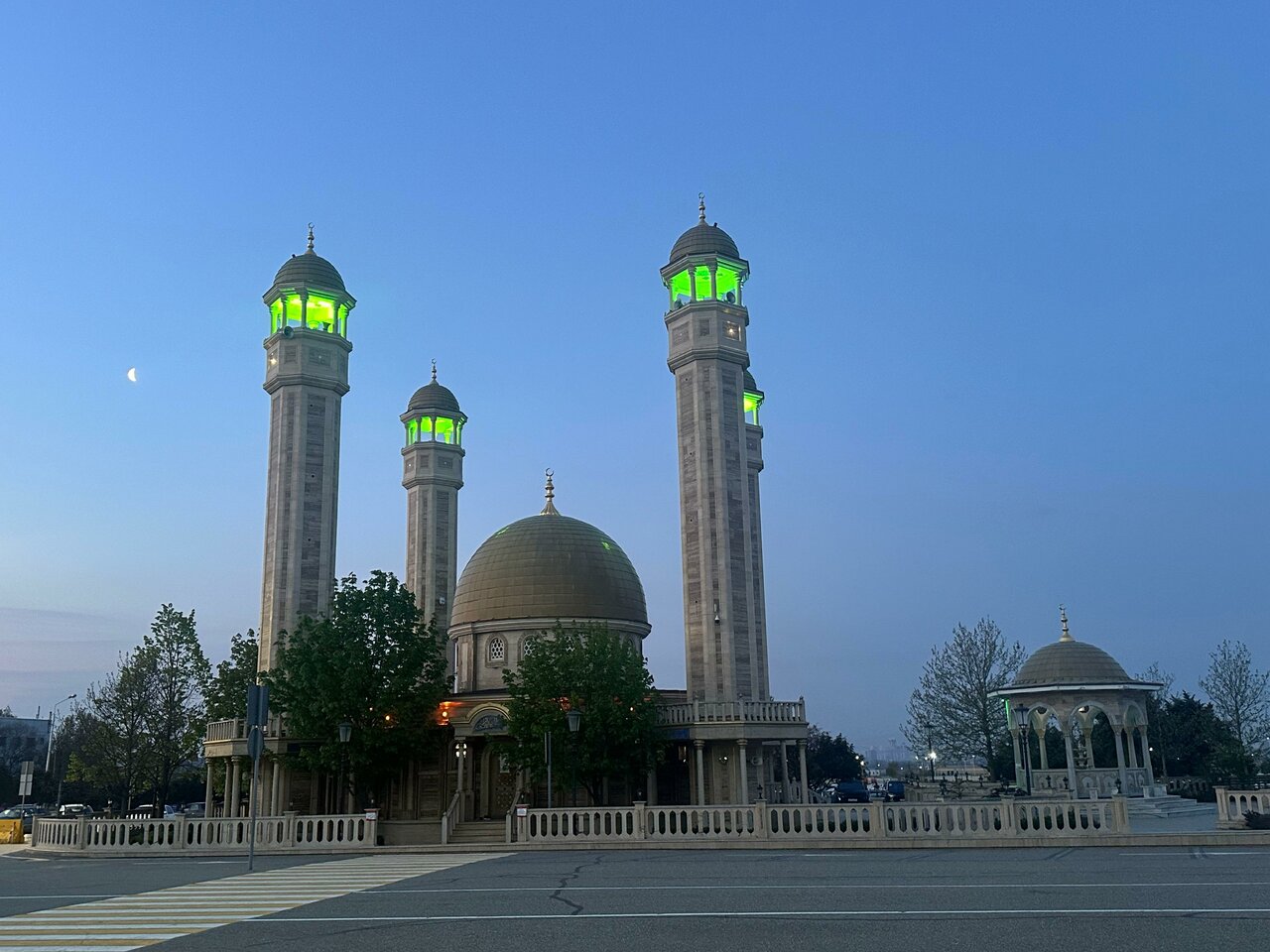 Гостиница Континент Грозный-143