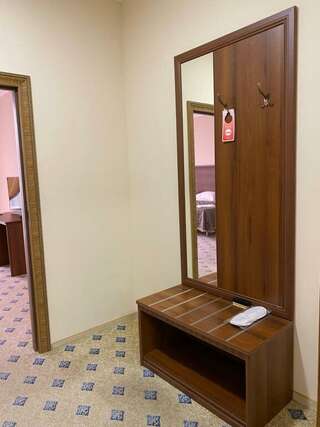 Гостиница Континент Грозный Номер стандарт улучшенный-4