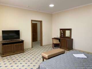 Гостиница Континент Грозный Номер люкс-3