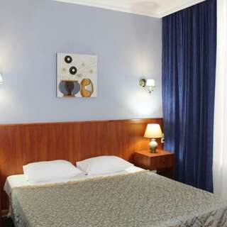 Гостиница Континент Грозный Стандартный номер-5