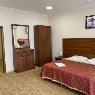 Гостиница Континент Грозный ПОЛУЛЮКС СЕМЕЙНЫЙ-3